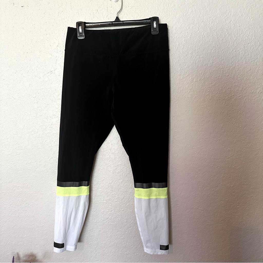 Brooks Running Carbonite 78 Reflective Running Leggings Brooks Running Carbonite 78 Reflective Running Leggings